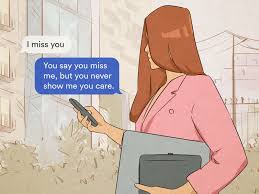 30 Other Ways to Say ‘I Miss You’ (With Examples)
